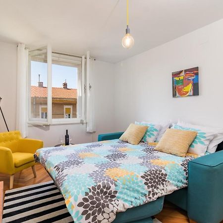 Quirky Apartment Arena With Parking PUY Eksteriør bilde